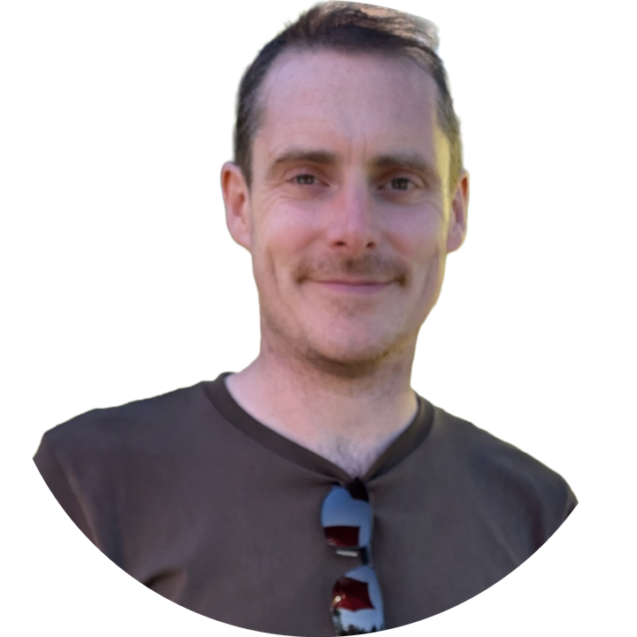 Tom, founder of Heleli Ltd